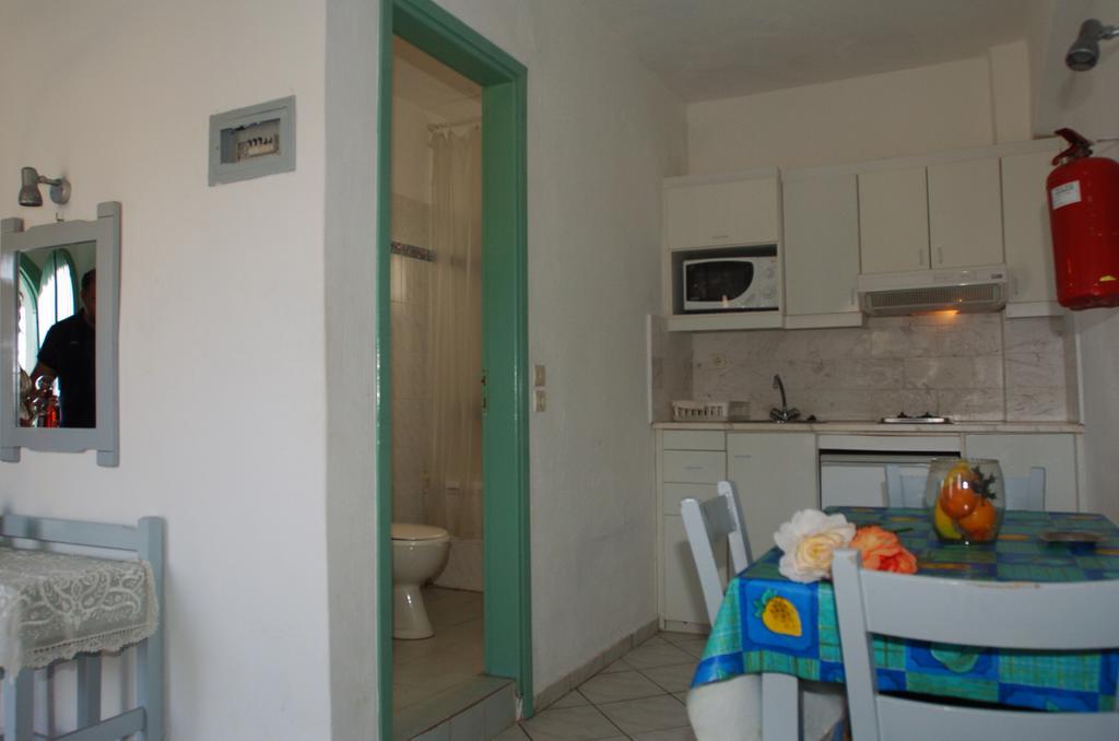 Creta Star Aparthotel Agios Nikolaos  Bagian luar foto